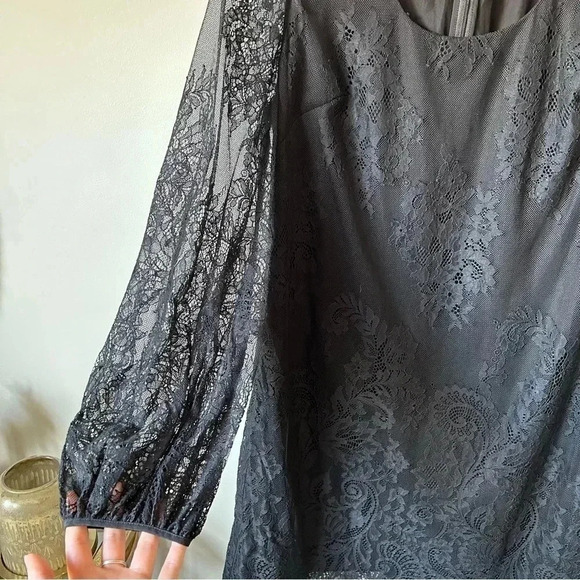 Trina Turk | TIPSY LACE DRESS - Picture 9 of 12